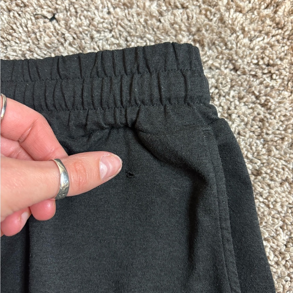 Vuori Halo Performance Shorts Black Size S VW339 - Picture 5 of 5